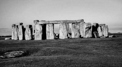 stonehenge-bw.jpg