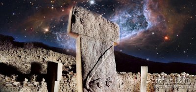 Göbekli Tepe je jedním z nejzáhadnějších monumentů na Zemi. Podle mnoha je také záznamem o celosvětové katastrofě, která se odehrála před více než 12 000 lety.