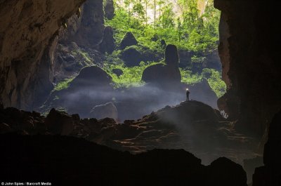 Son-Doong-Cave-01.jpg