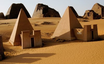 Sudan-Pyramids-1.jpg