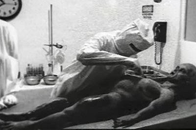 fake-alien-autopsy.jpg