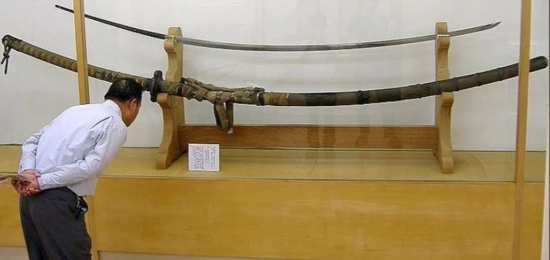 Meč Norimitsu Odachi.