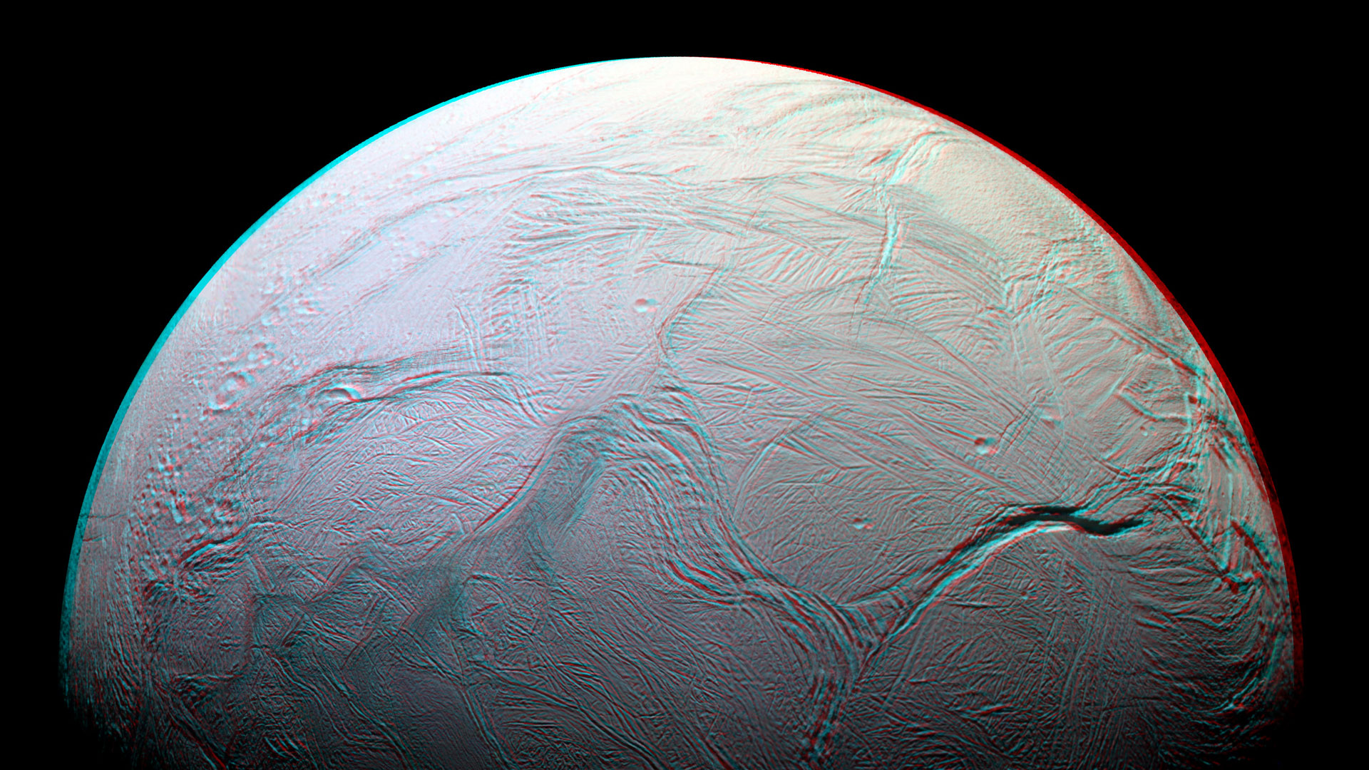 Enceladus ve 3D. Máte červeno-modré brýle?
